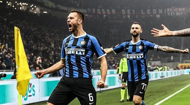  AC米兰德比大战三球完胜国际米兰巩固次席位置  