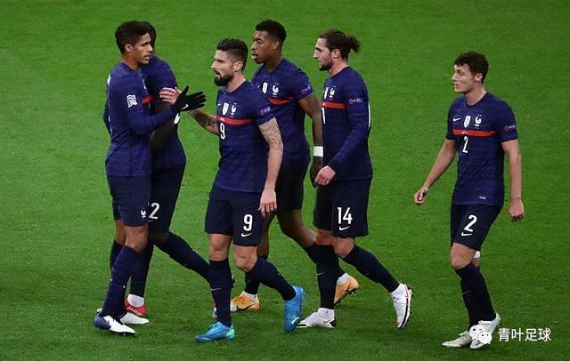  帕德博恩升班马斗志昂扬，主场力克欧战劲旅