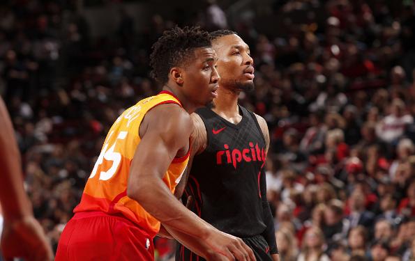  米切尔首秀惊艳骑士大胜火箭展现核心价值